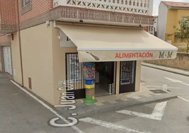 Locale commerciale in affitto a Castellanos de Moriscos
