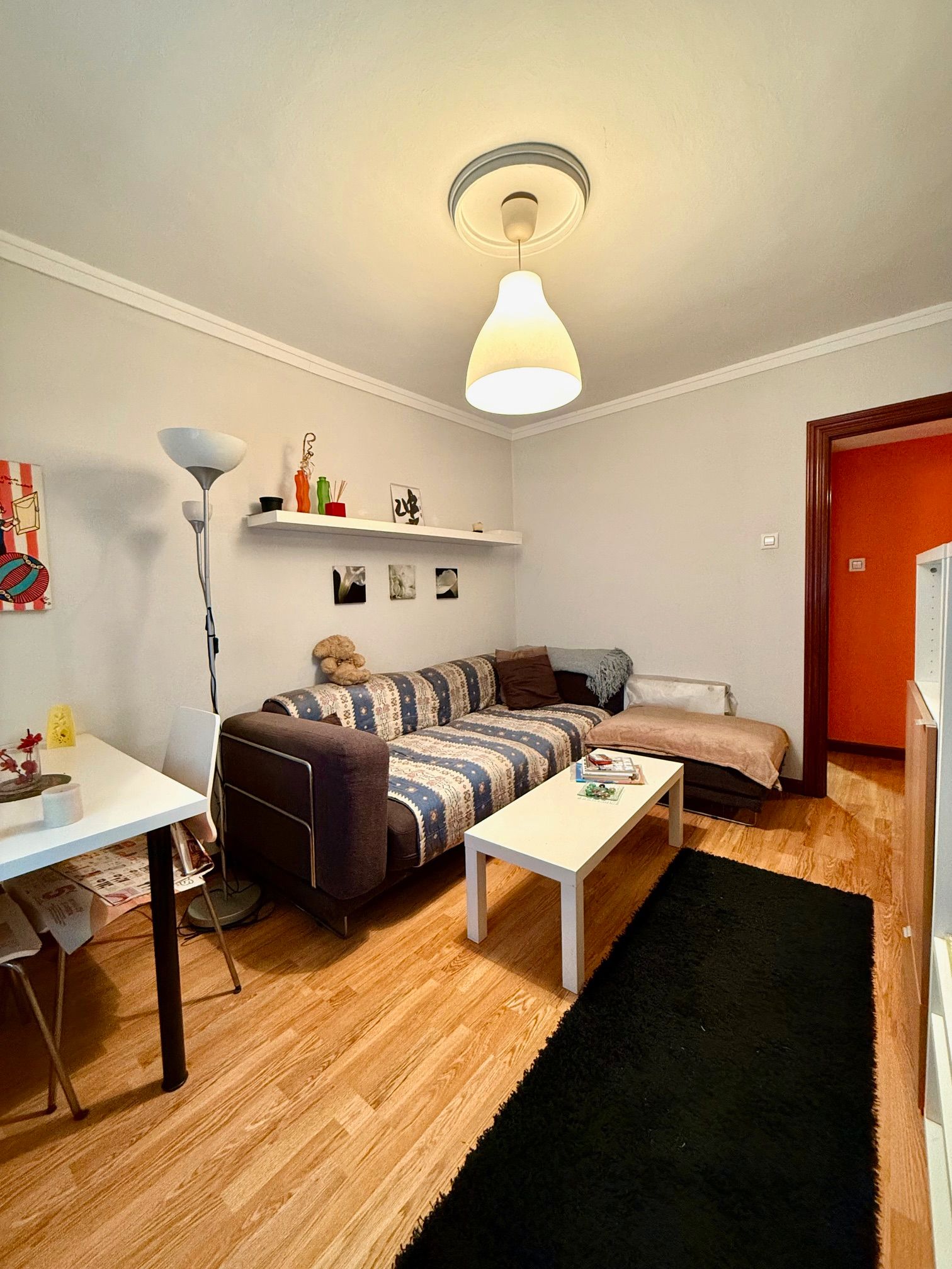 Living room of Flat for sale in Gijón   with Heating, Parquet flooring and Furnished