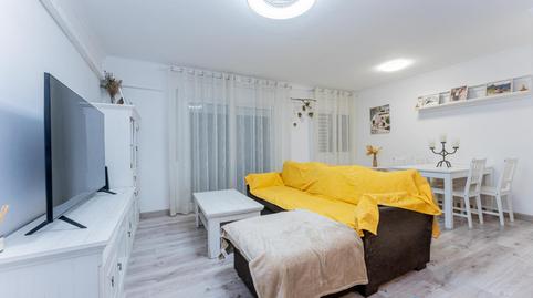 Foto 2 de Planta baixa en venda a La Roureda, Barcelona