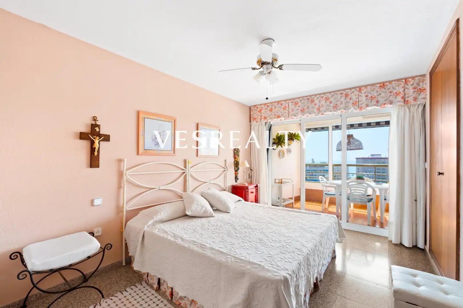 Habitación de Piso de alquiler en Alicante / Alacant con Amueblado, Balcón y Piscina comunitaria