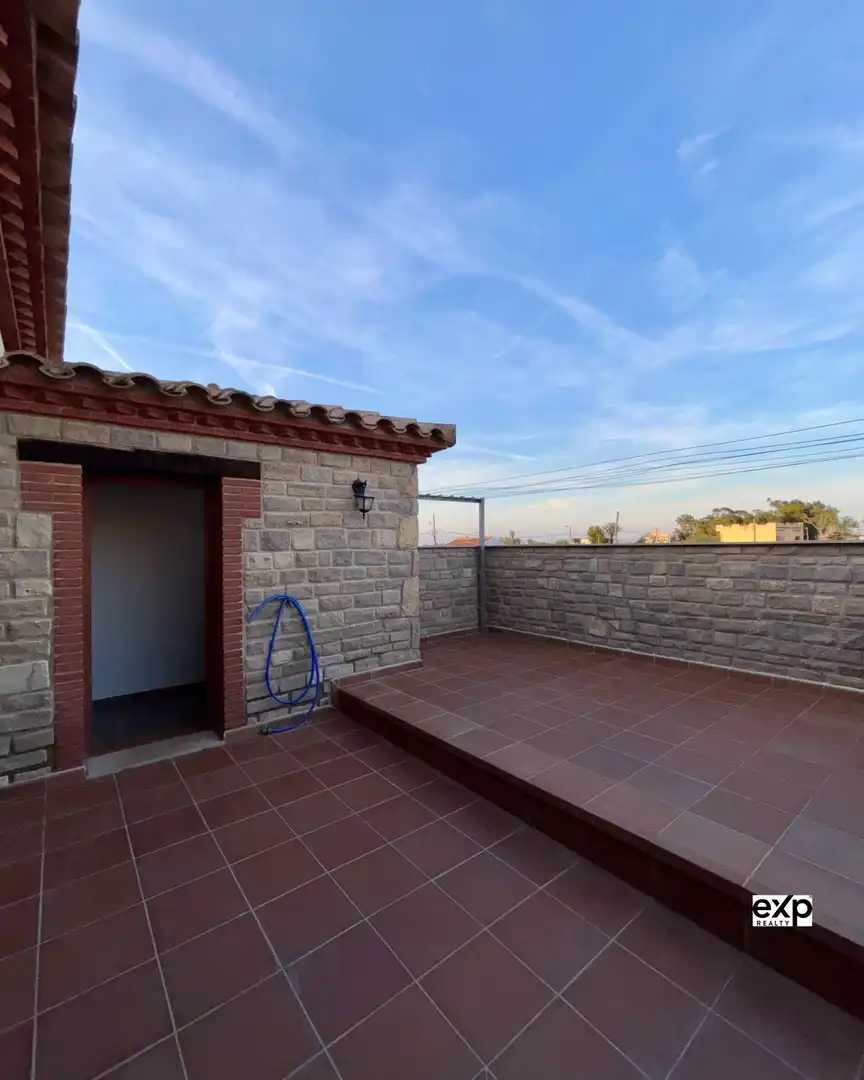 Terrassa de Casa o xalet en venda en Deltebre amb Calefacció, Terrassa i Balcó