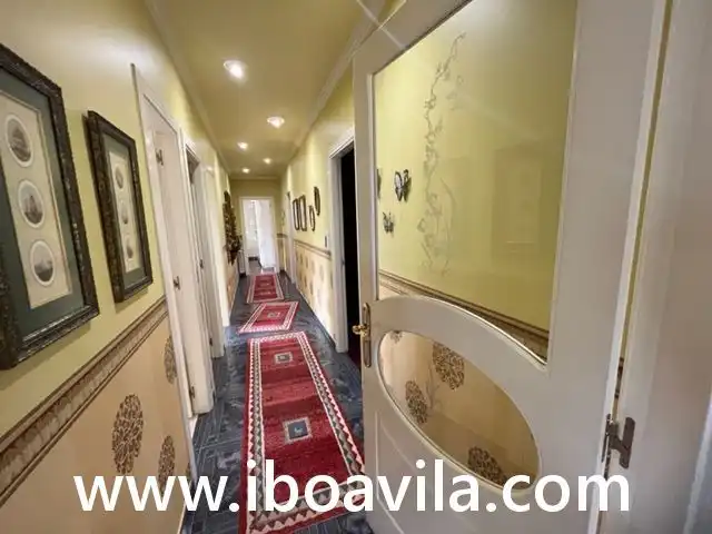 Casa o xalet en venda en Pontevedra Capital  amb Jardí privat, Terrassa i Traster