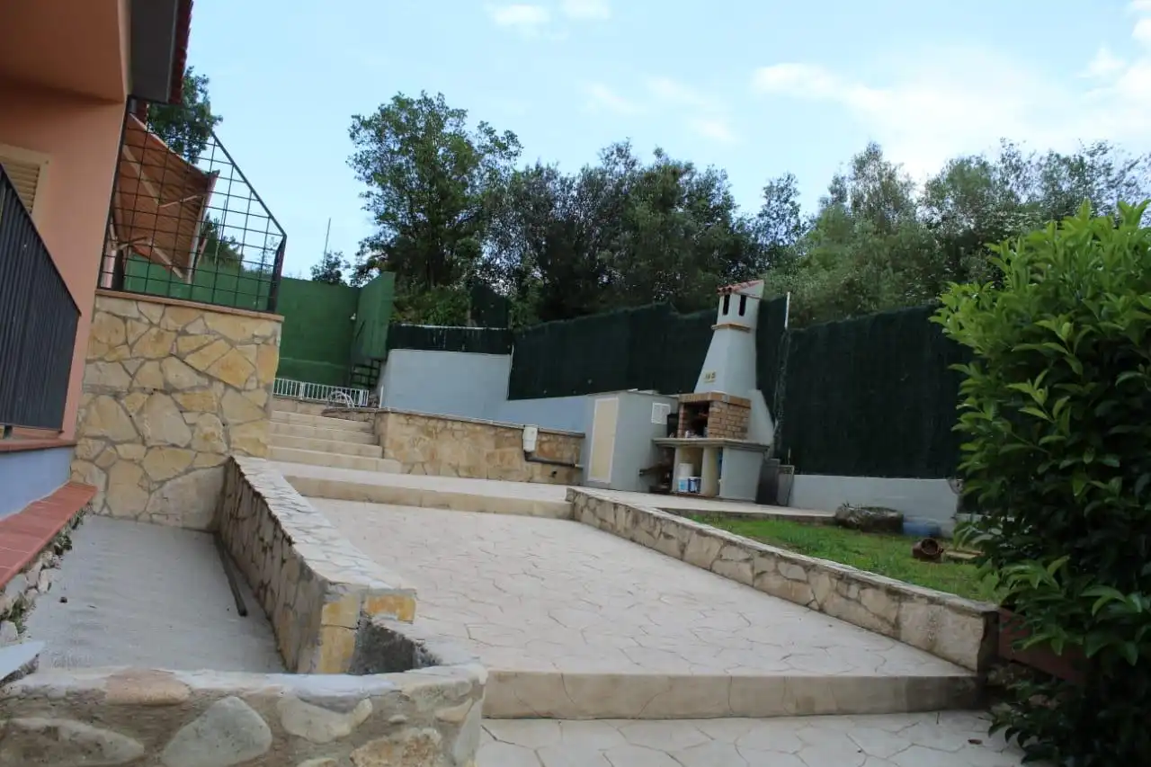 Jardín de Casa o chalet en venta en Quart con Calefacción, Jardín privado y Piscina