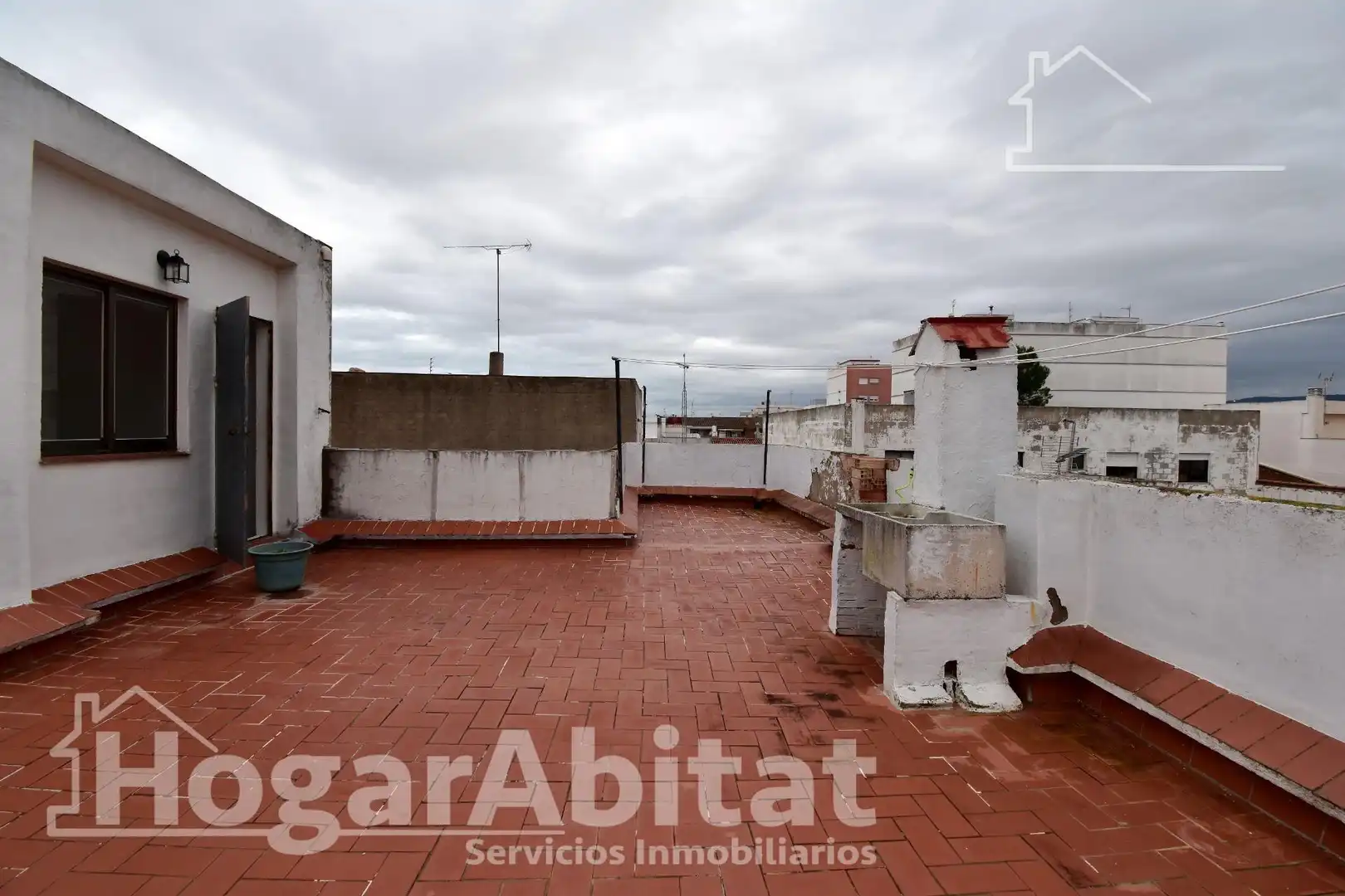 Vista exterior de Casa o chalet en venta en Benirredrà con Aire acondicionado, Terraza y Trastero