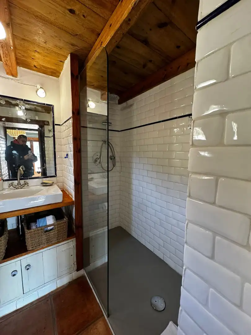 Baño de Finca rústica en venta en La Pobla de Benifassà con Calefacción, Jardín privado y Terraza