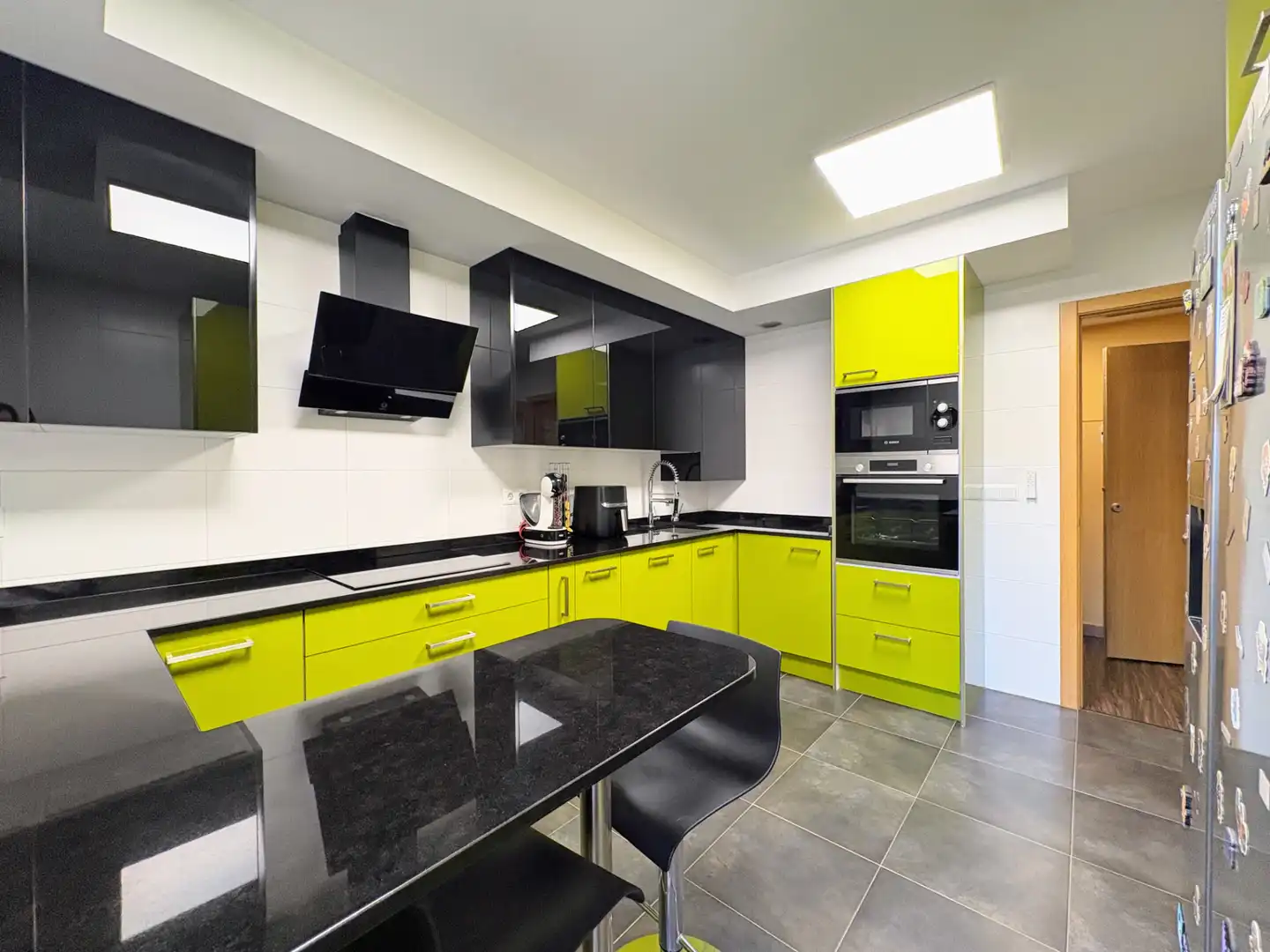Kitchen of Flat for sale in Cistérniga  with Heating, Private garden and Storage room