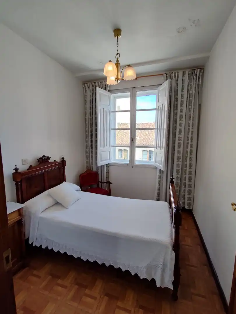 Schlafzimmer von Gebäude zum Verkauf in Arzúa