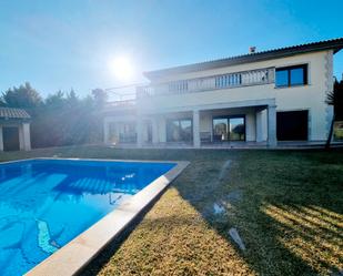 Piscina de Casa o xalet en venda en Calvià amb Aire condicionat, Jardí privat i Terrassa