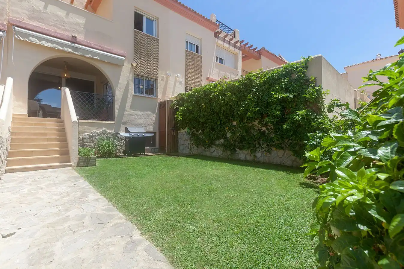 Jardín de Casa adosada en venta en Tarifa con Aire acondicionado, Calefacción y Jardín privado