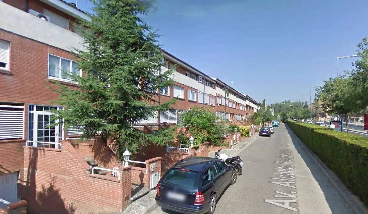 Exterior view of Houses for sale in Lleida