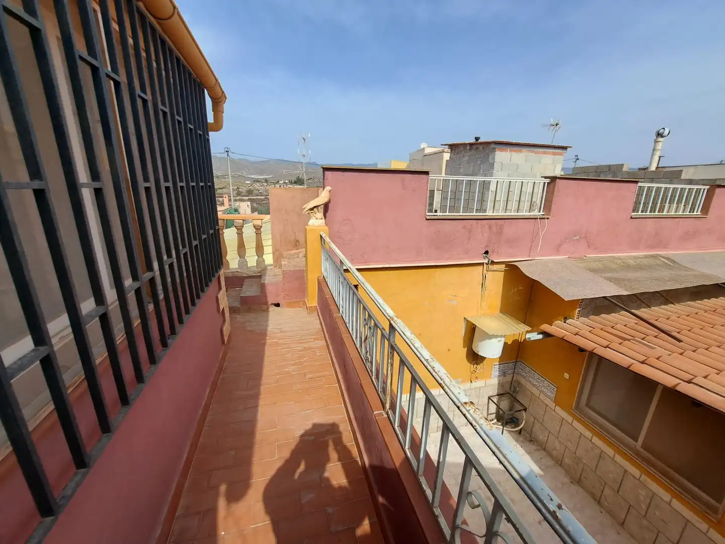 Außenansicht von Einfamilien-Reihenhaus zum Verkauf in Águilas