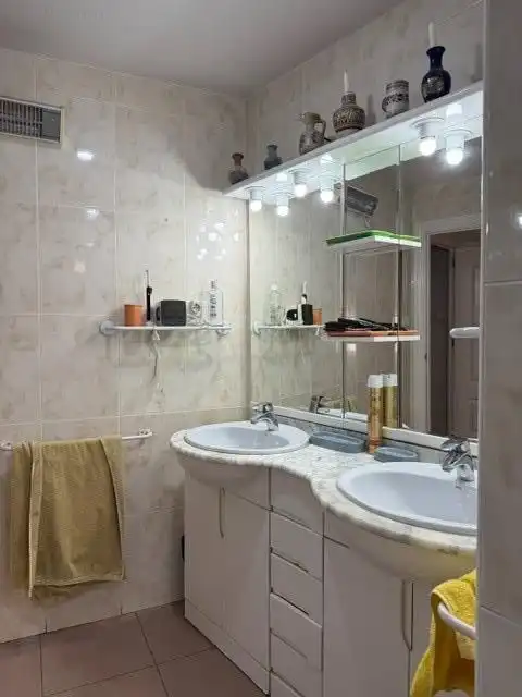 Bany de Pis en venda en Murcia amb Parquet
