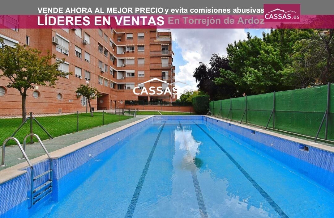 Piscina de Pis en venda en Torrejón de Ardoz amb Calefacció, Parquet i Piscina comunitària