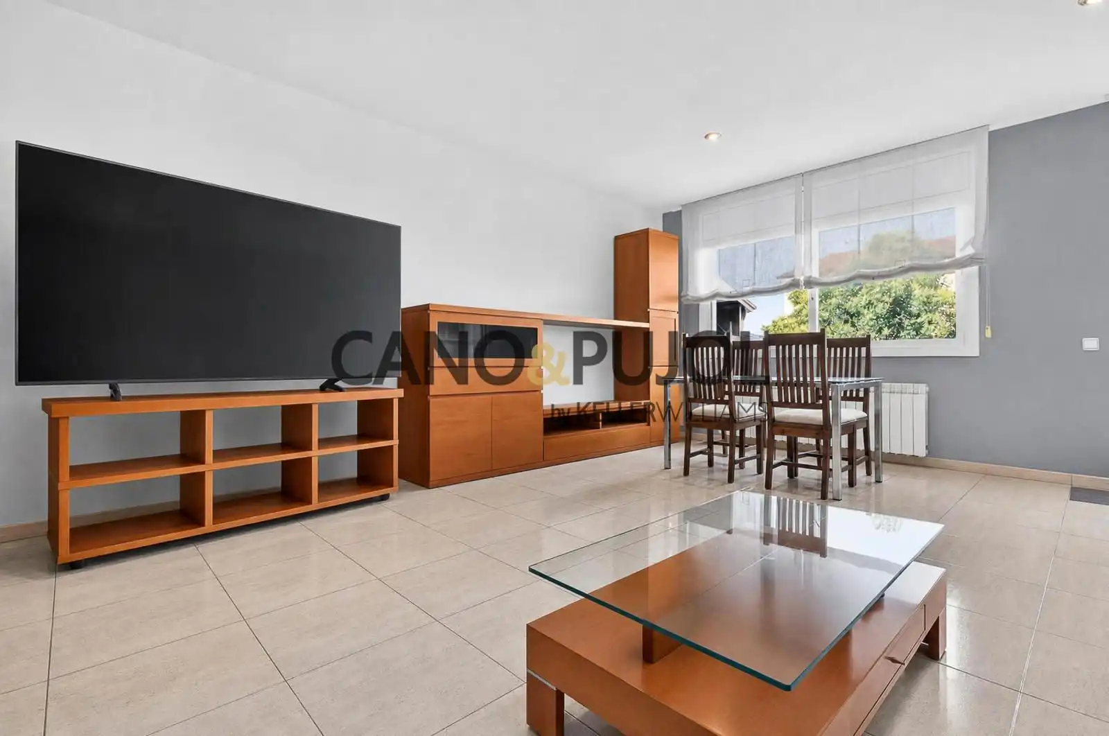 Sala d'estar de Casa o xalet en venda en Parets del Vallès amb Aire condicionat, Calefacció i Jardí privat