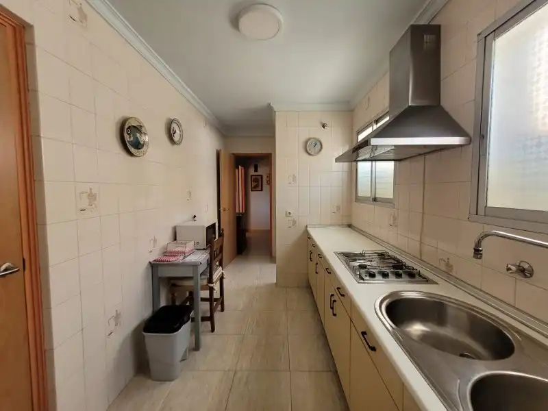 Küche von Dachboden zum Verkauf in Málaga mit Klimaanlage, Heizung und Terrasse