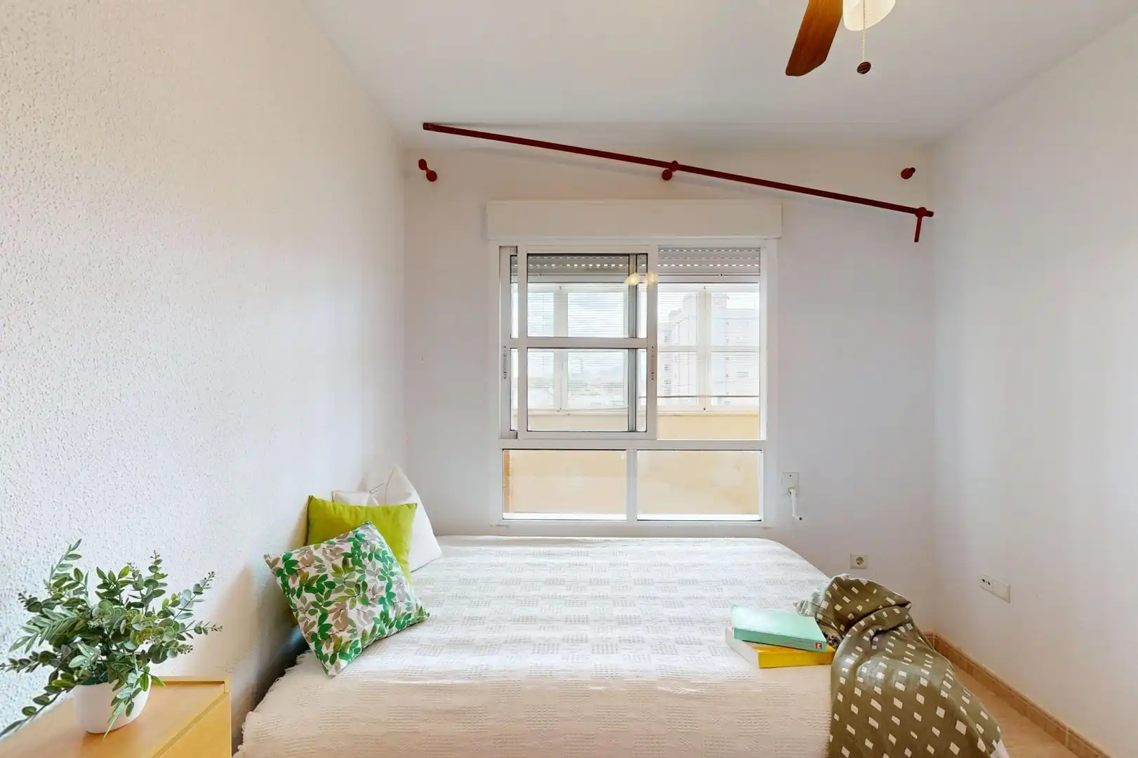 Piso en venta en ANGEL BRUNA, 1, Barrio de Peral - San Félix