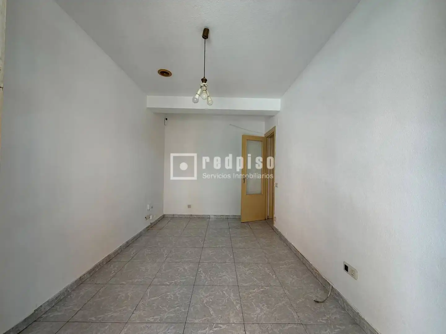 Habitación de Piso en venta en Madrid con Calefacción y Terraza