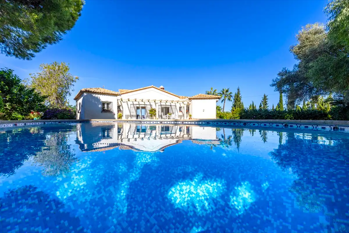 Chalet con piscina en venta en El Montgó, imagen 9