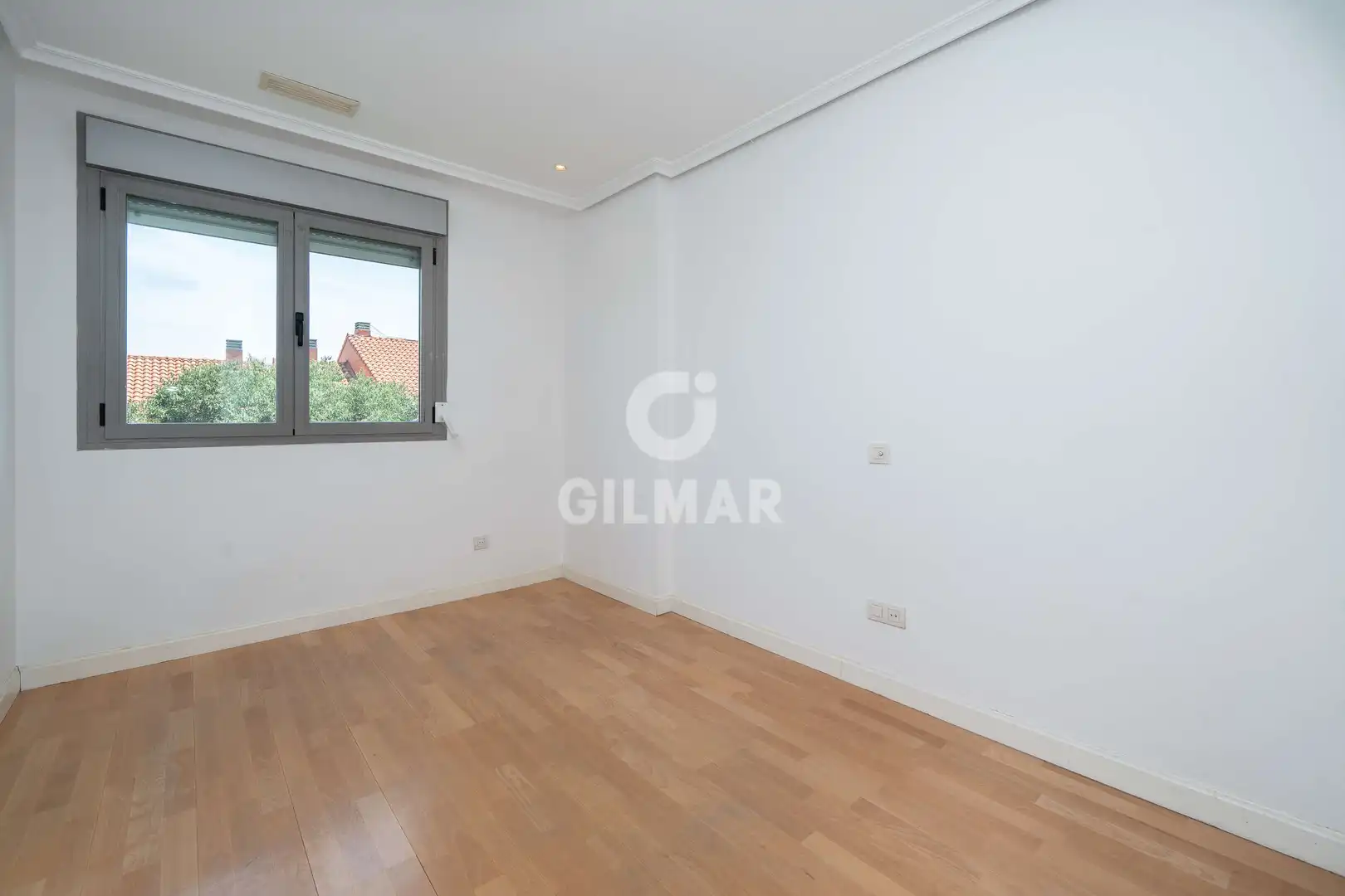 Bedroom of Flat for sale in Madrid  with Heating, Private garden and Storage room