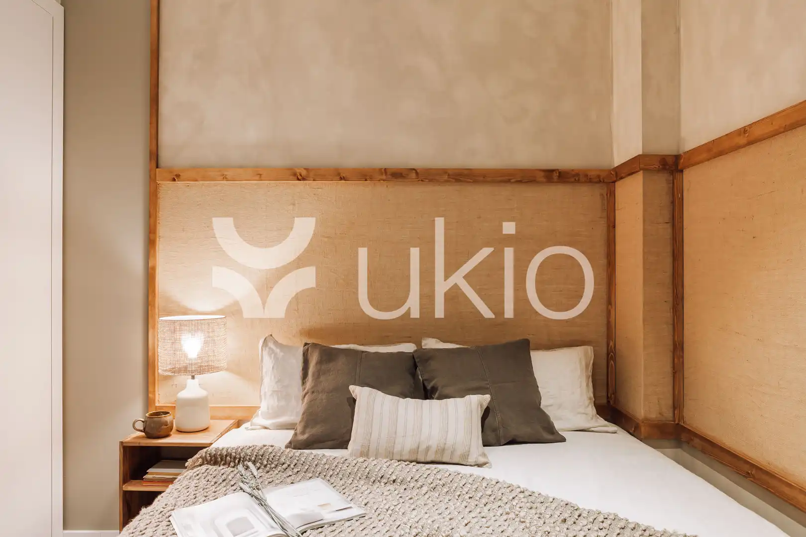 Schlafzimmer von Wohnungen zur Miete in Barcelona mit Klimaanlage, Heizung und Terrasse