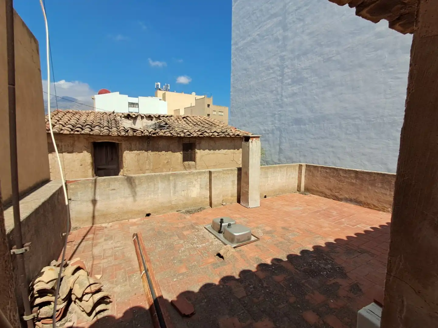 Casa rústica amb jardí en venda a Pueblo - Urbanizaciones, imagen 32