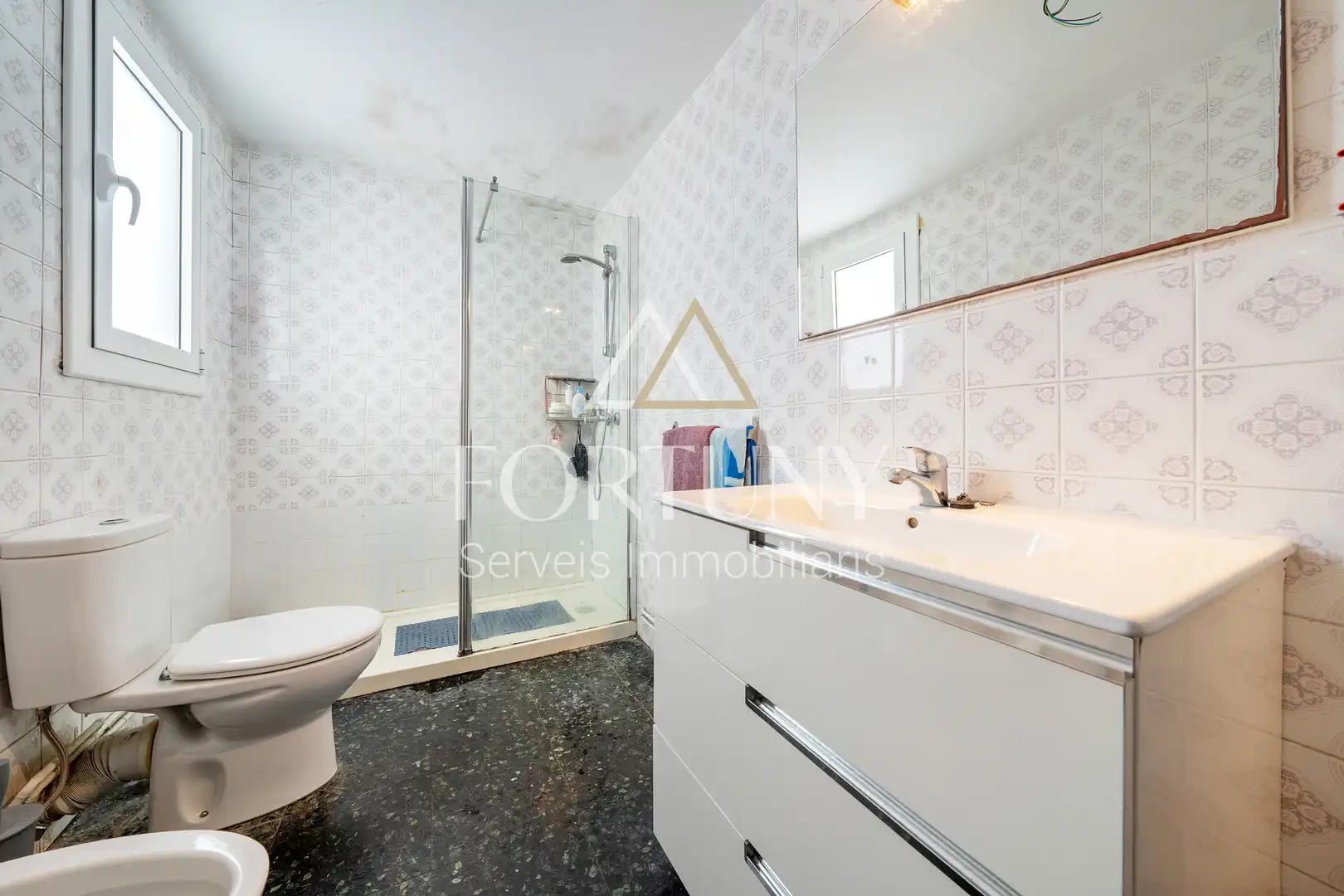 Baño de Piso en venta en Salou con Aire acondicionado, Trastero y Balcón