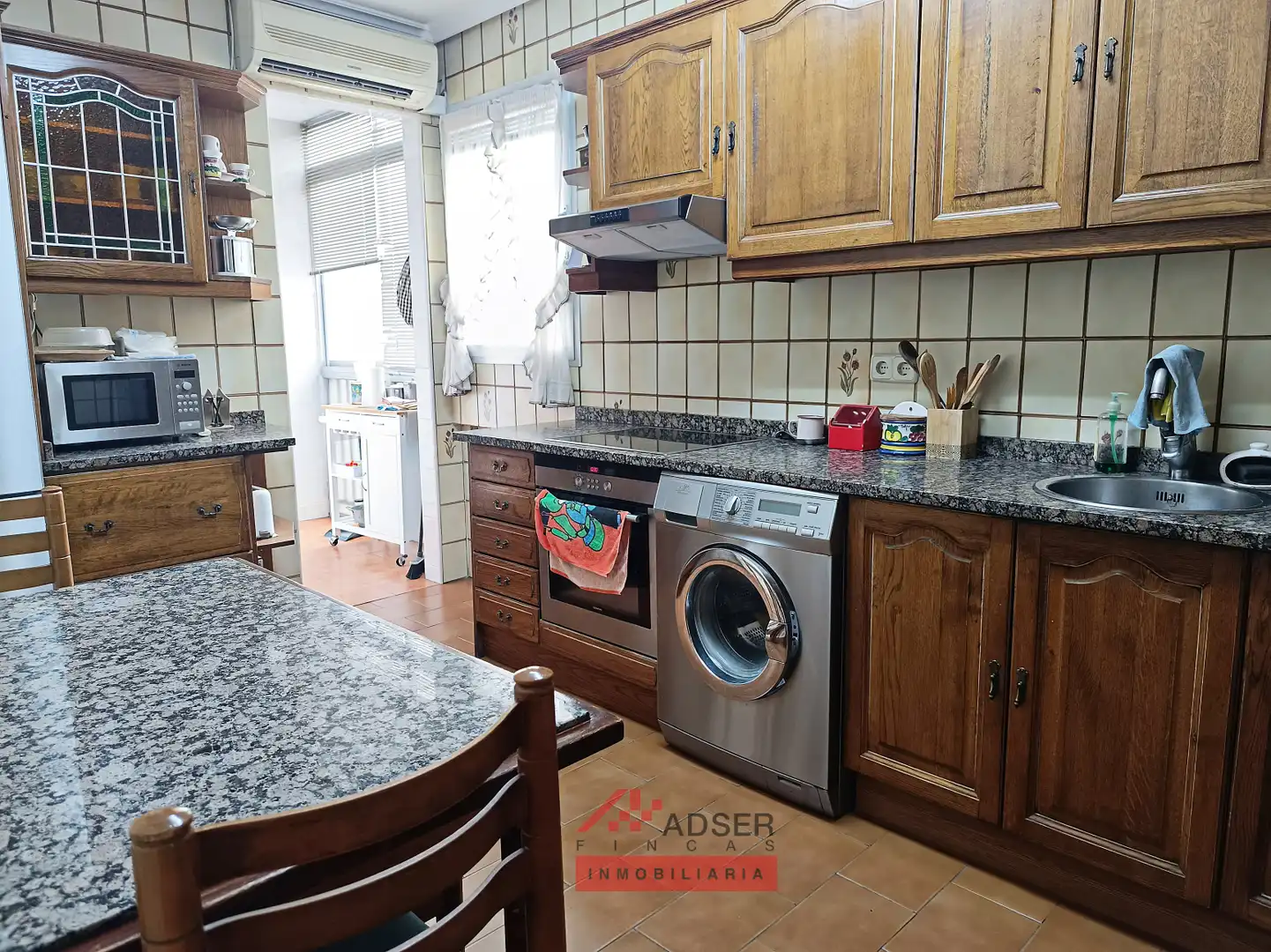 Cocina de Piso en venta en  Logroño con Calefacción, Parquet y Terraza