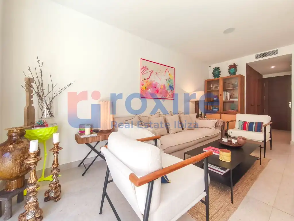 Sala de estar de Casa adosada de alquiler en Sant Antoni de Portmany con Aire acondicionado, Calefacción y Jardín privado