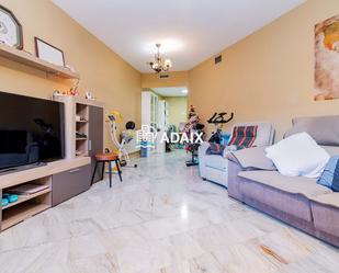 Living room of Flat for sale in Cáceres Capital  with Air Conditioner, Terrace and Storage room