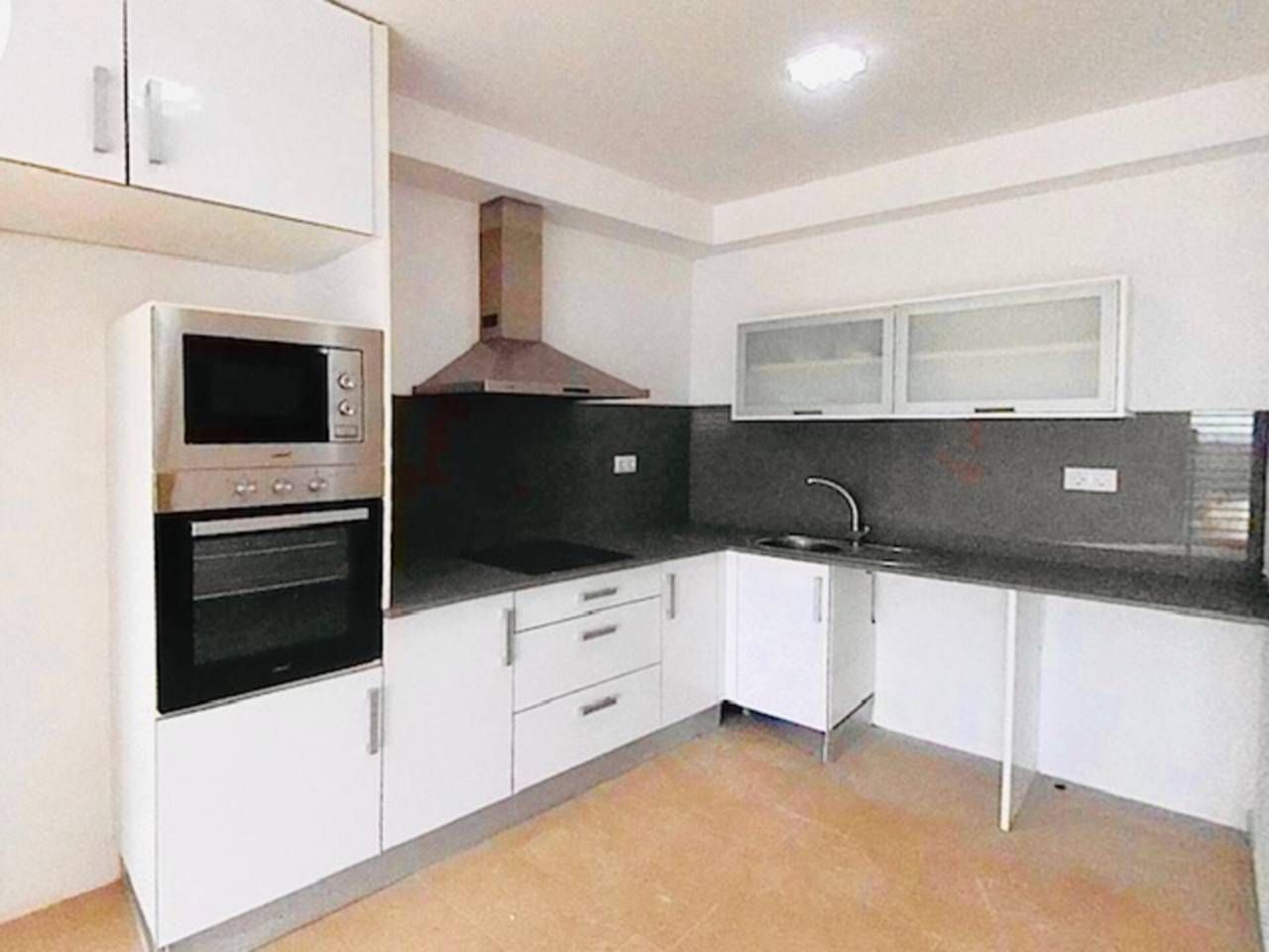 Kitchen of Flat for sale in Constantí  with Air Conditioner, Heating and Balcony