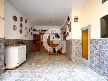 Maison avec balcon à vendre à CL MARIA AUXILIADORA