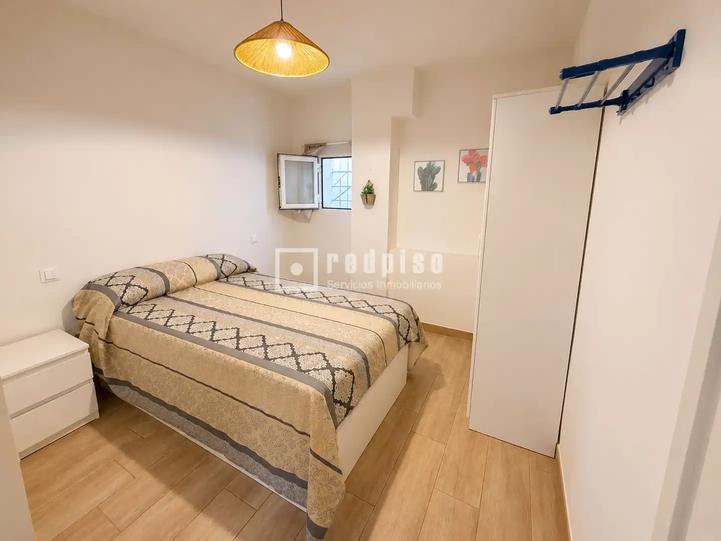 Habitación de Piso en venta en Madrid con Calefacción