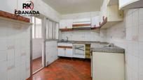 Kitchen of Flat for sale in  Granada Capital  with Terrace