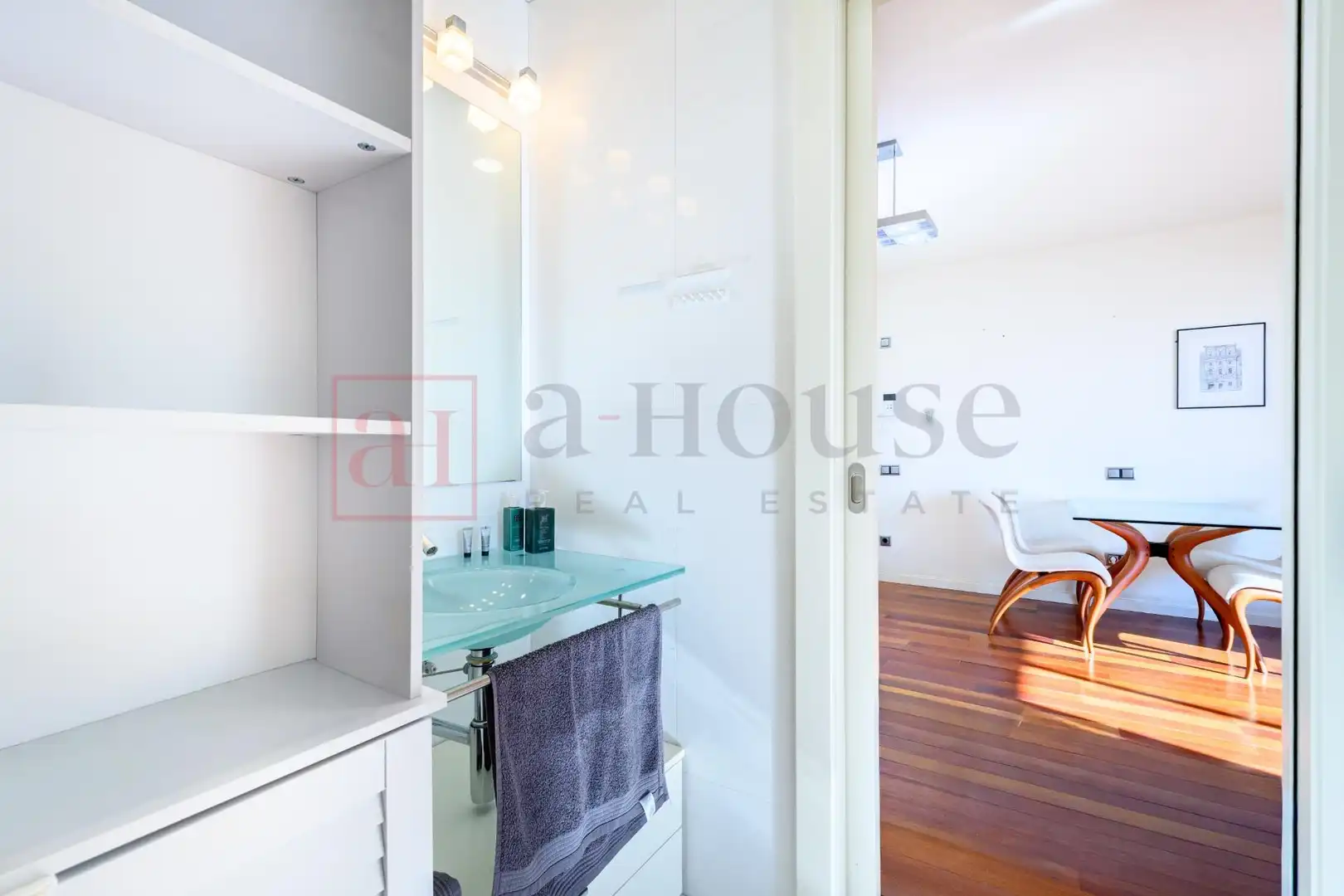 Baño de Ático en venta en Barcelona con Aire acondicionado, Calefacción y Parquet