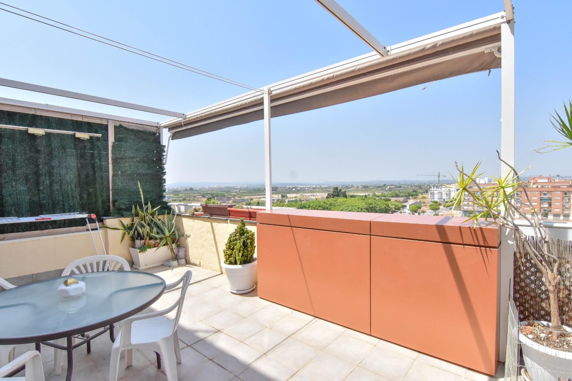 Terrassa de Àtic en venda en Catarroja amb Aire condicionat, Terrassa i Piscina comunitària