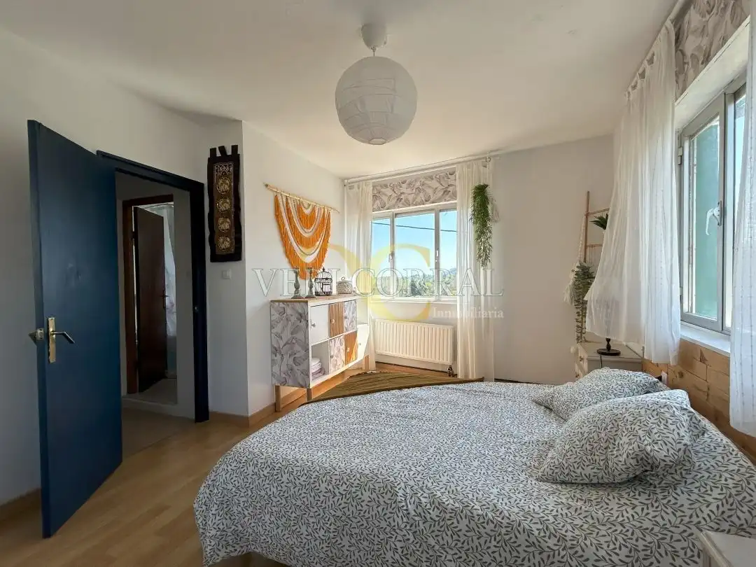 Dormitori de Casa o xalet en venda en Llanes amb Calefacció, Jardí privat i Traster