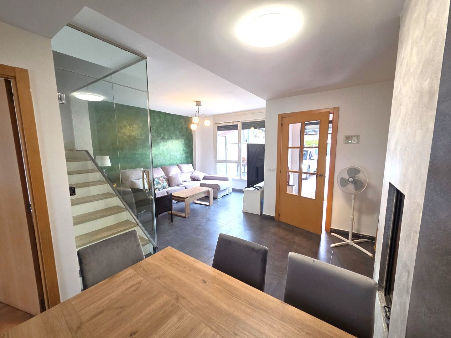 Living room of Single-family semi-detached for sale in Orbaneja Riopico  with Heating, Private garden and Parquet flooring