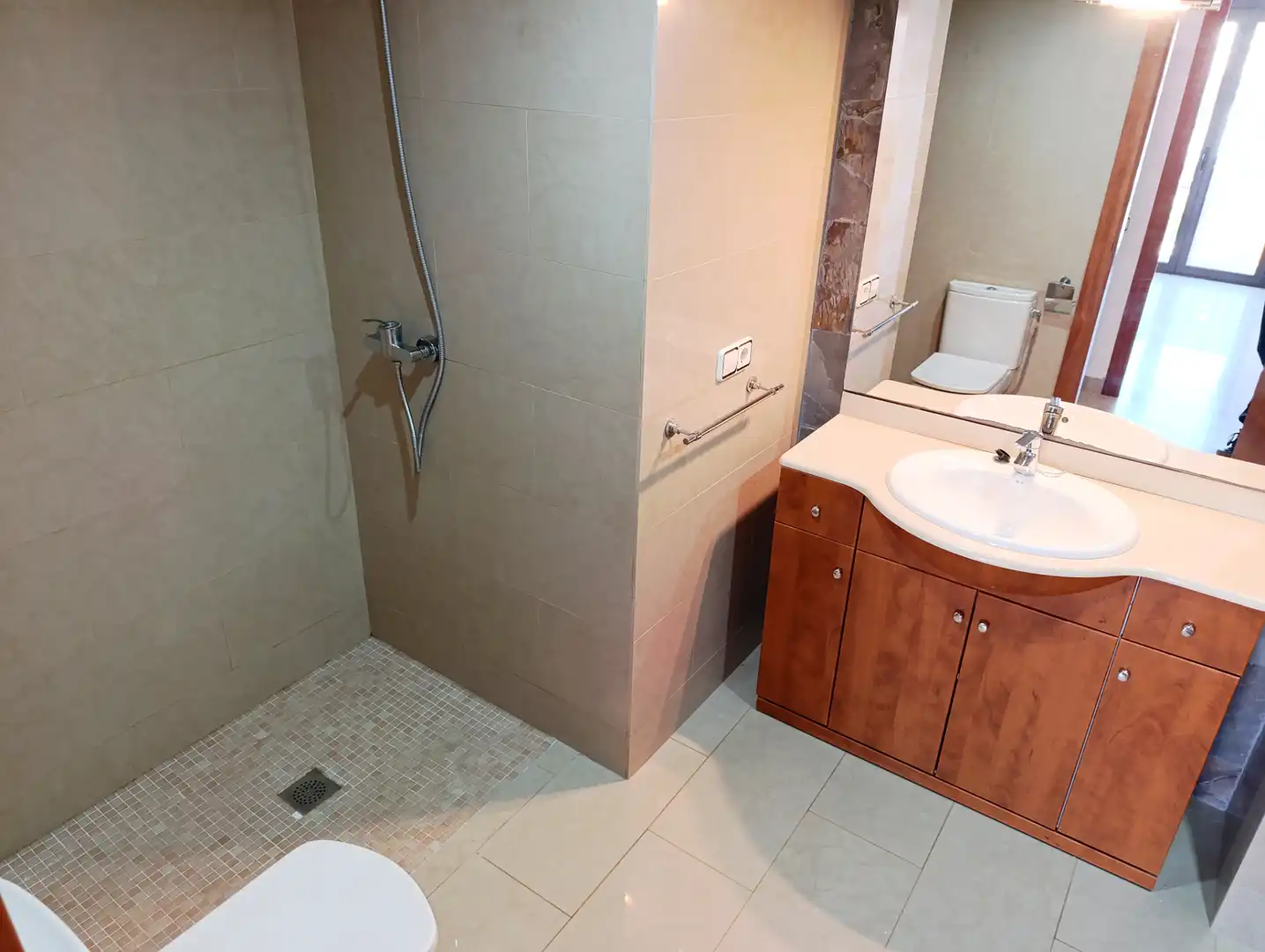 Bathroom of Duplexes for sale in Calella  with Air Conditioner, Heating and Terrace