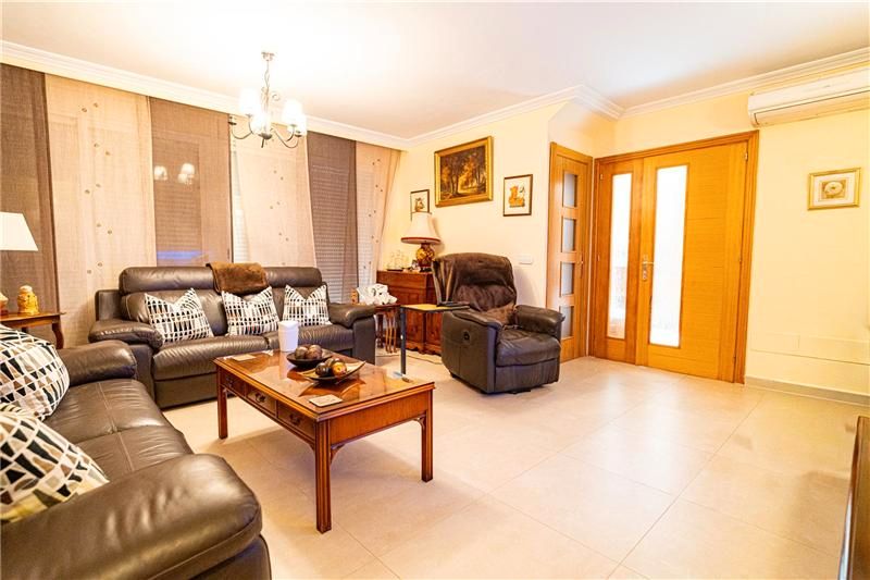 Sala de estar de Casa adosada en venta en  Palma de Mallorca con Aire acondicionado y Terraza