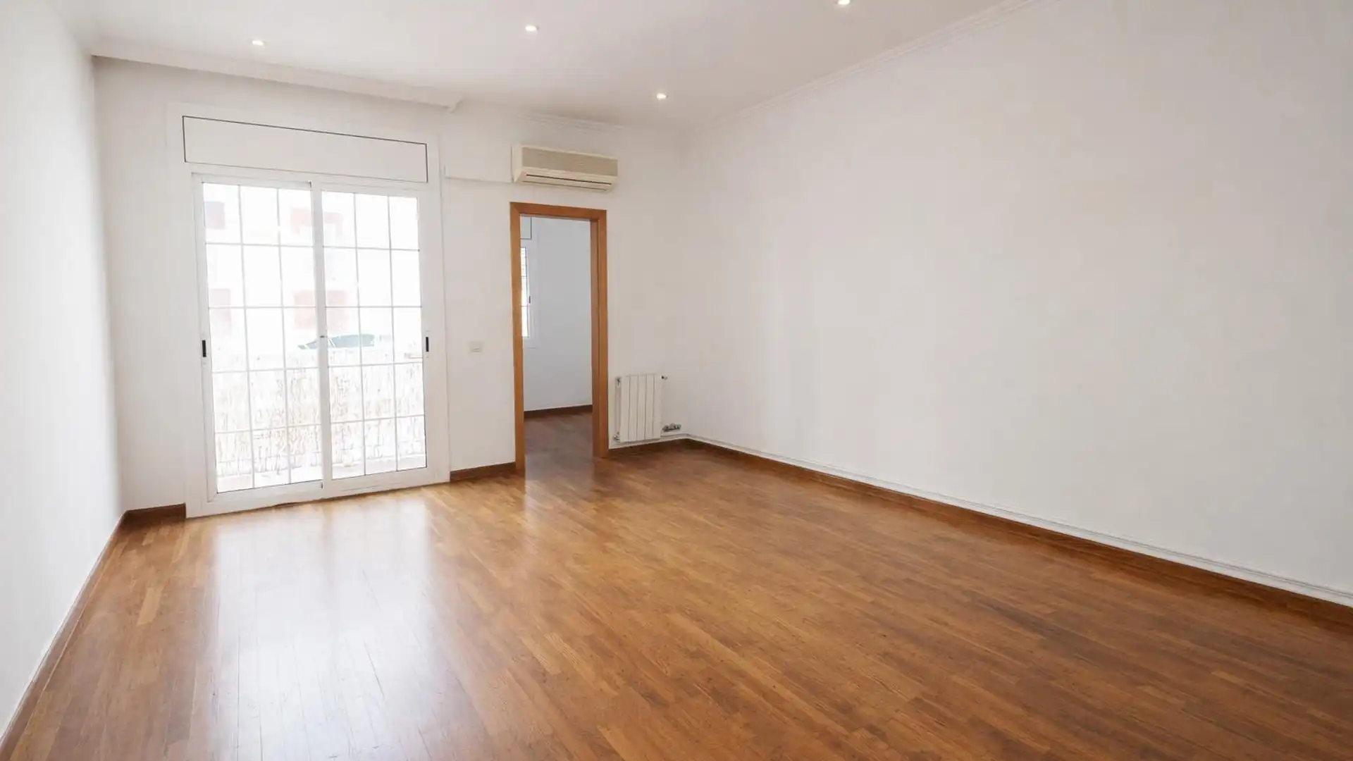 Bedroom of Flat for sale in Castelldefels  with Parquet flooring