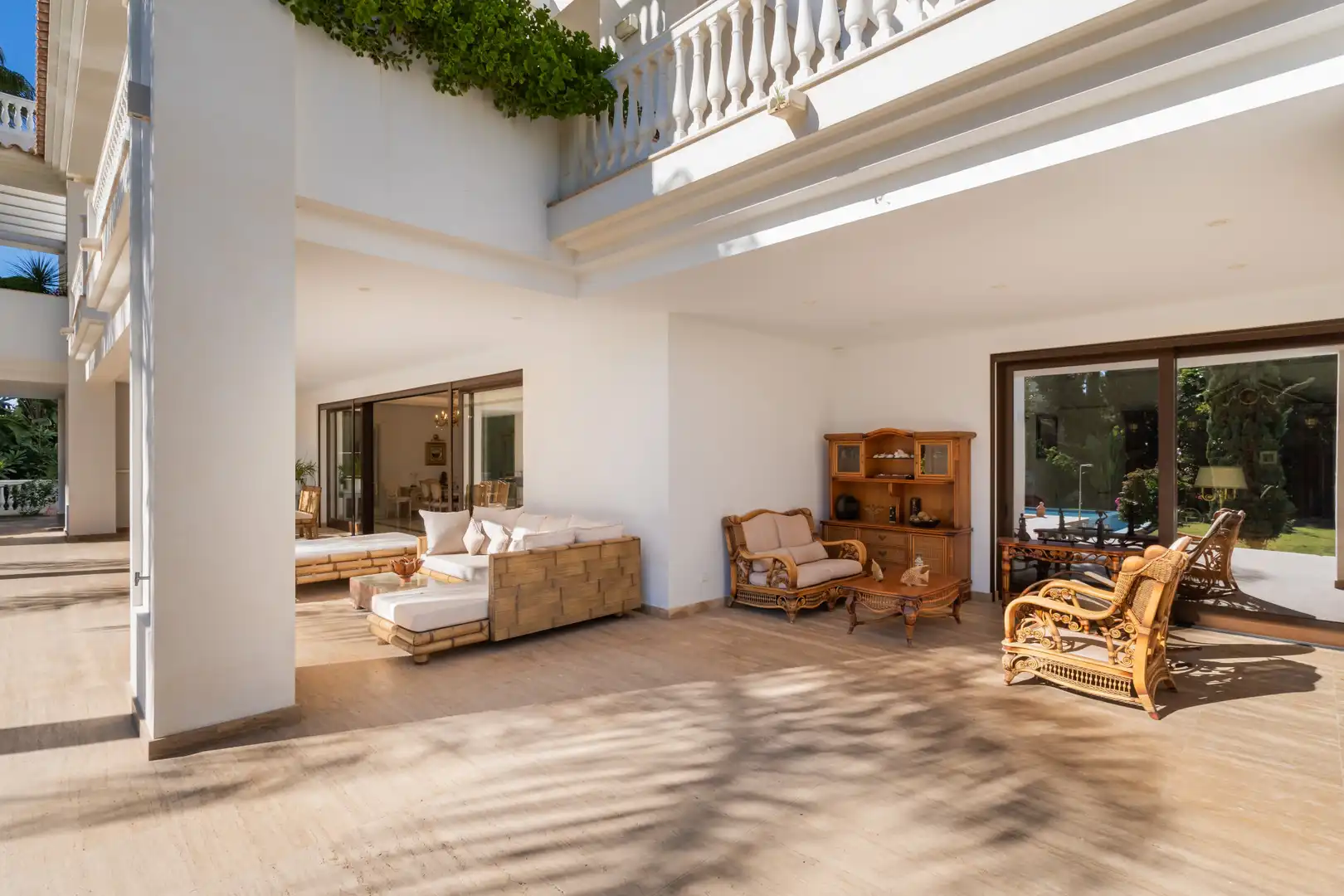 Terrassa de Casa o xalet en venda en Estepona amb Aire condicionat, Jardí privat i Terrassa