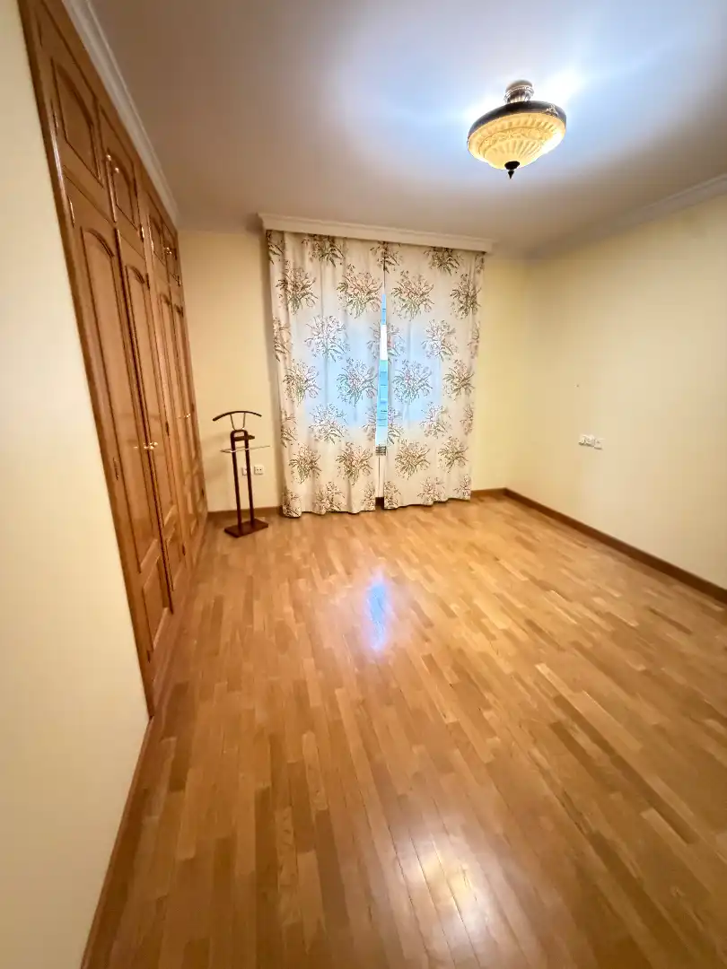 Detached homes for sale in Calle Olmos, 7, Ciudad Jardín