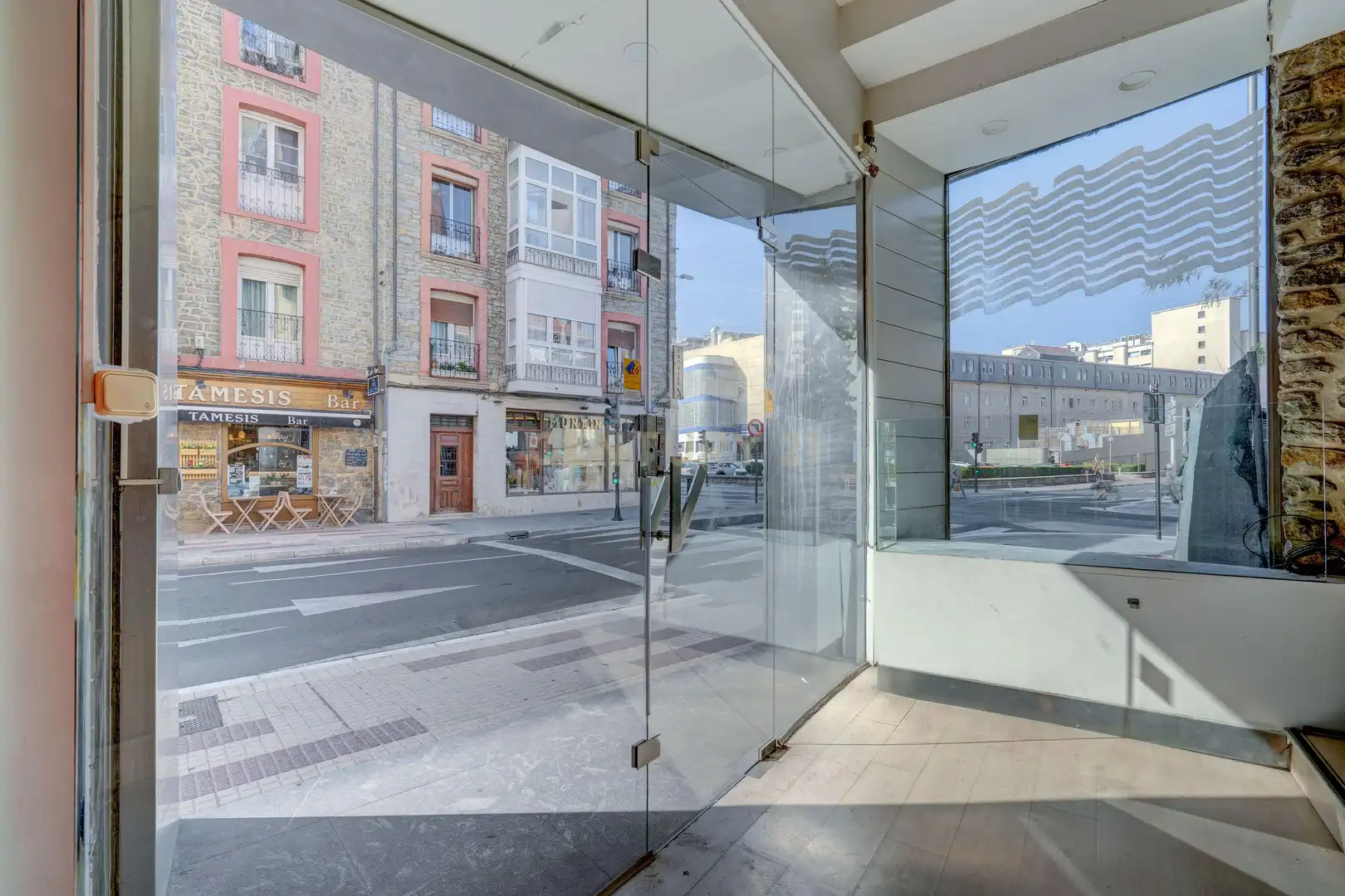 Local comercial en venta en Avenida Santiago, 13, Vitoria-Gasteiz, Spain, imagen 4