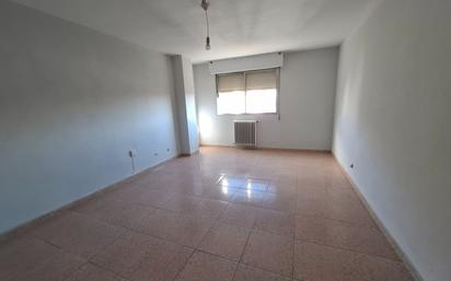 Living room of Flat for sale in Zamora Capital   with Heating and Terrace