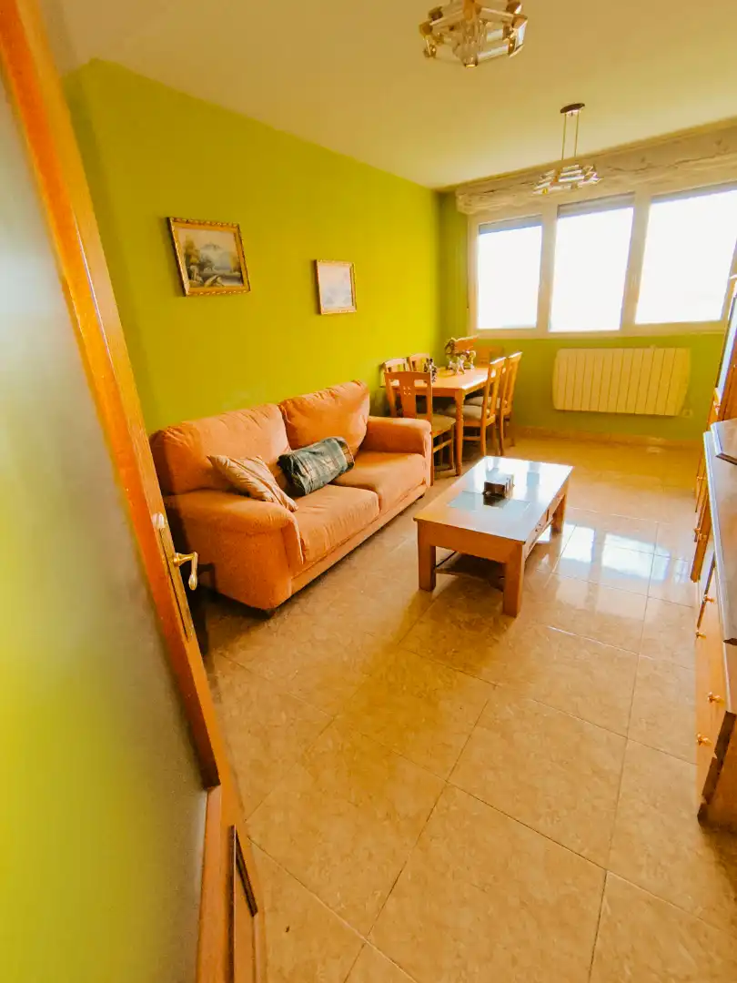 Living room of Ground floor for rent in Palencia  with Heating, Parquet flooring and Storage room