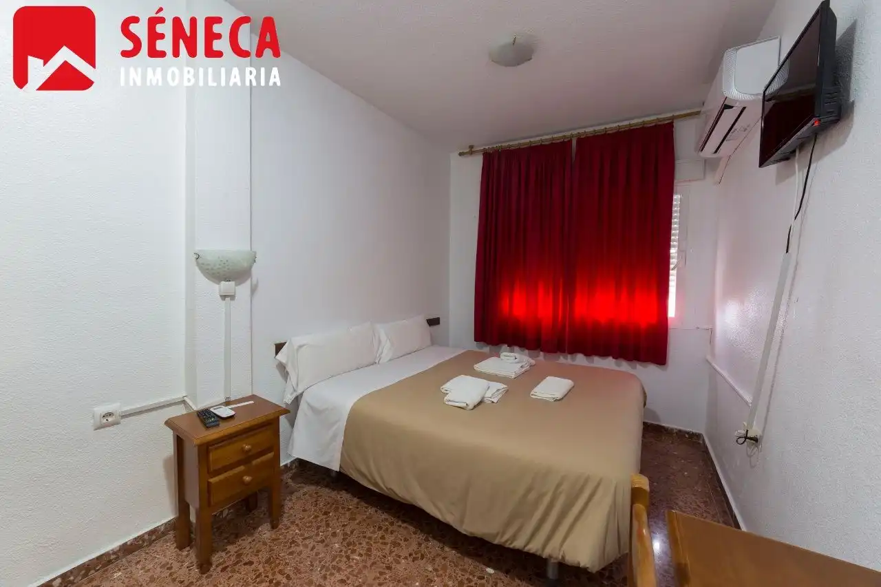 Schlafzimmer von Gebäude zum Verkauf in Córdoba