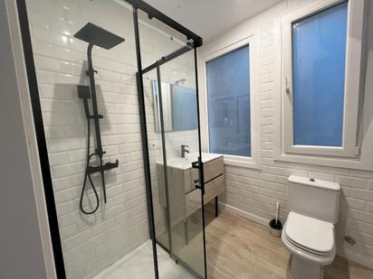 Bathroom of Apartment to rent in A Coruña Capital 