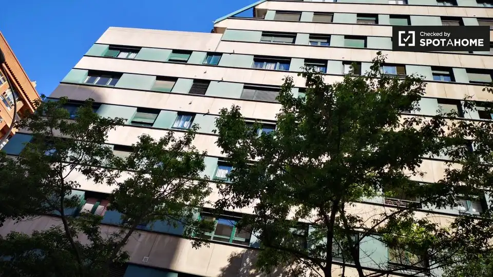 Habitación en Ciutat de les Ciències i de les Arts - Justicia
