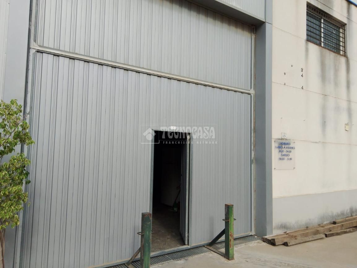 Exterior view of Premises for sale in La Rinconada  with Air Conditioner and Heating