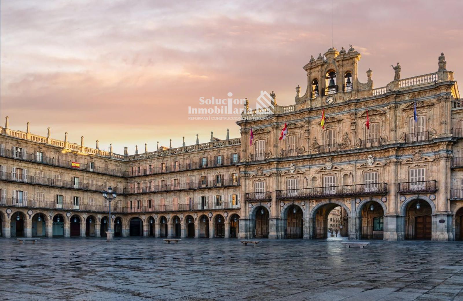 Vista exterior de Pis de lloguer en Salamanca Capital amb Aire condicionat, Calefacció i Moblat